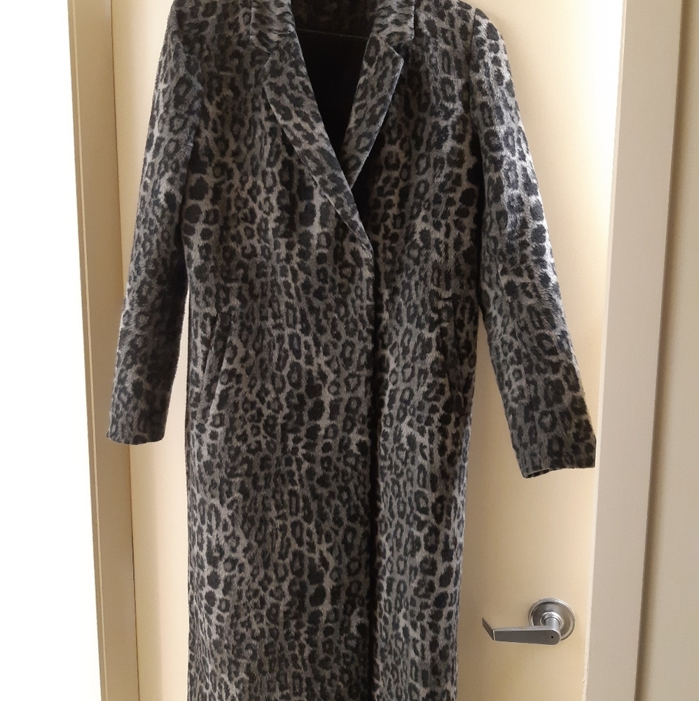 H&M long leopard coat - size M